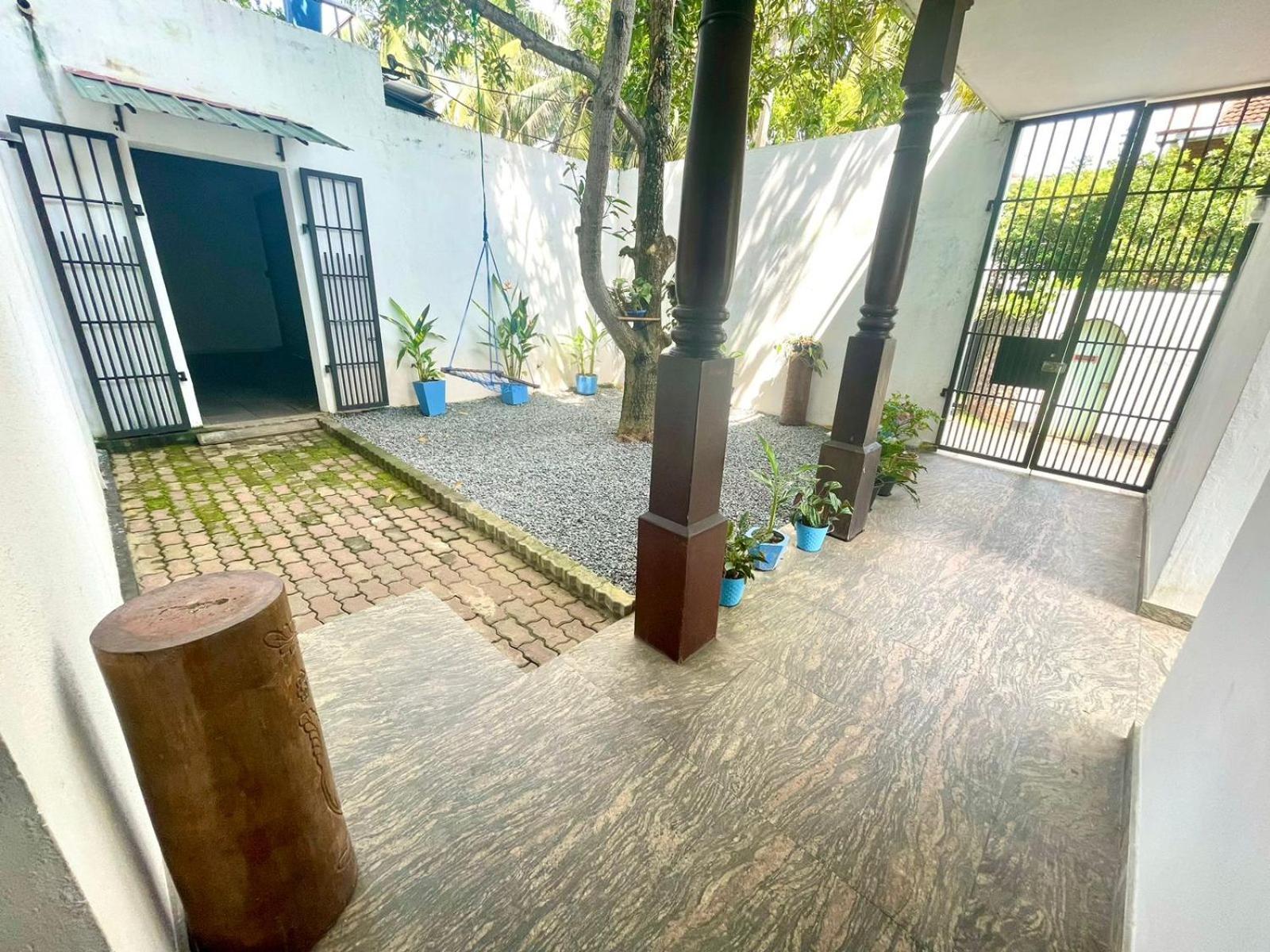 Hotel One Sixty Dehiwala-Mount Lavinia Exterior foto