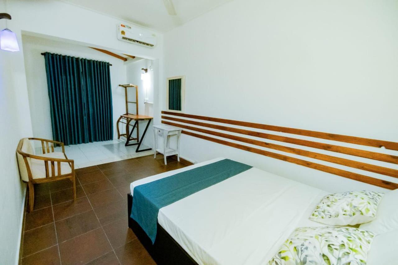 Hotel One Sixty Dehiwala-Mount Lavinia Exterior foto